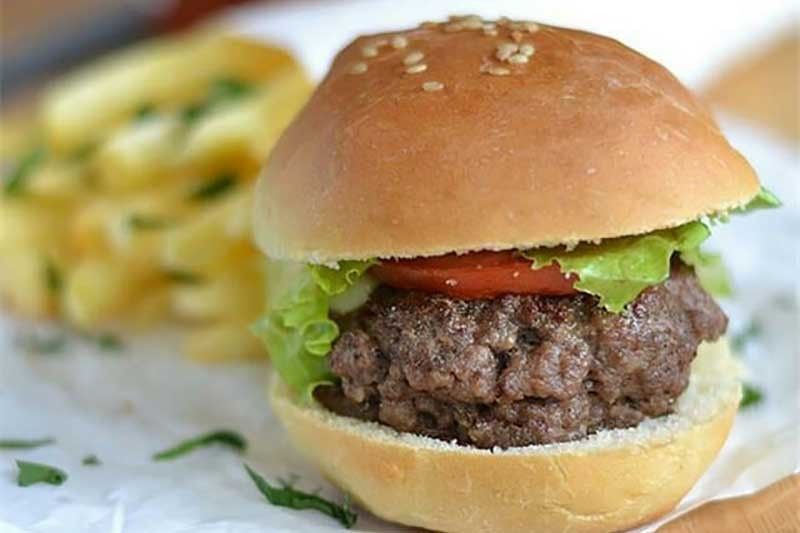 Food-and-beer pairing: Homemade burger with ale