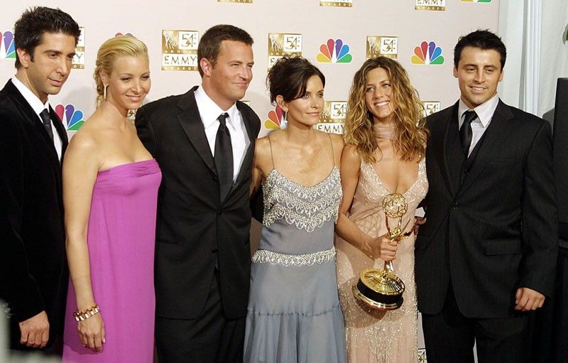 'Friends' cast 'utterly devastated' by death of Matthew Perry