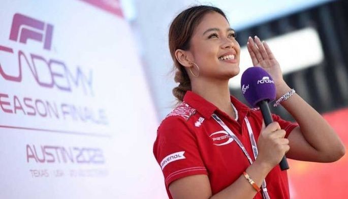 Filipina Bianca Bustamante Becomes First Female Driver To Sign With ...