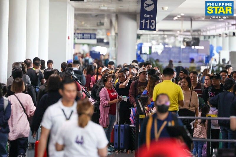 Use NAIA e-gates, BI urges Pinoy travelers