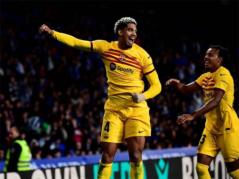 Barca snatch 'inexplicable' win at dominant Sociedad, Girona top Liga