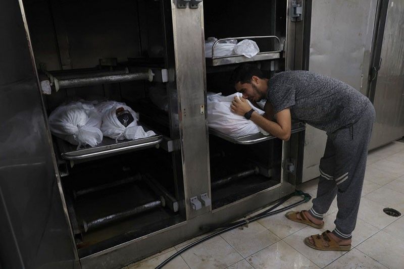 Hamas says Gaza death toll tops 10,000 as Israel steps up war