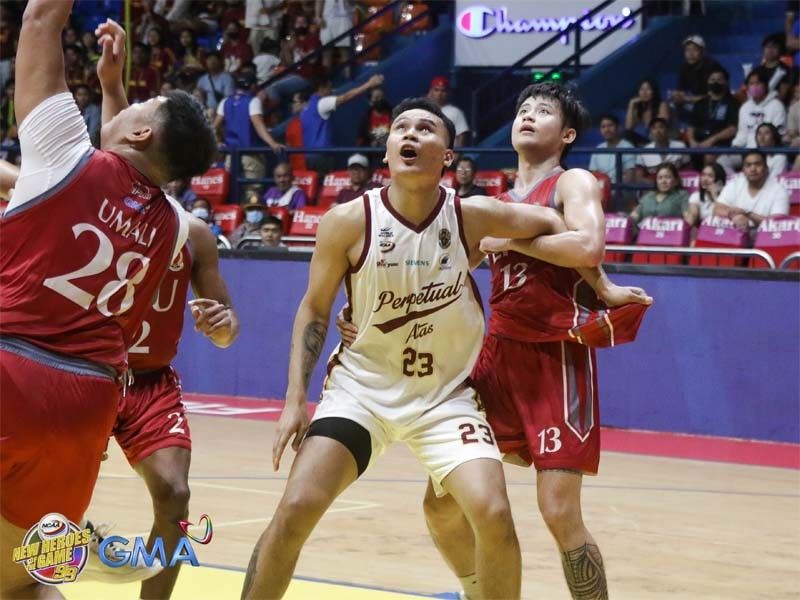 Omega's game-winning 3 steers Altas past Pirates