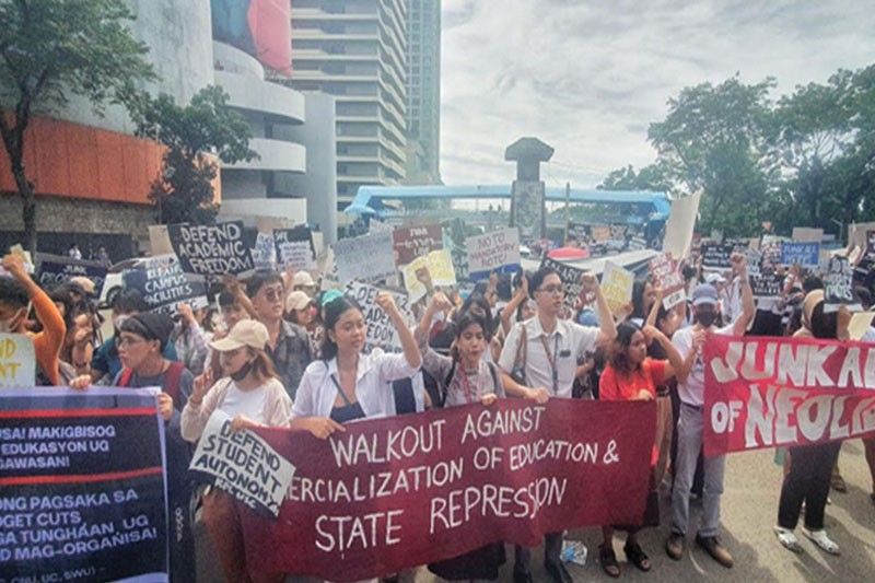 Mga estudyante sa nagkalain-laing eskwelahan niapil sa symbolic walkout