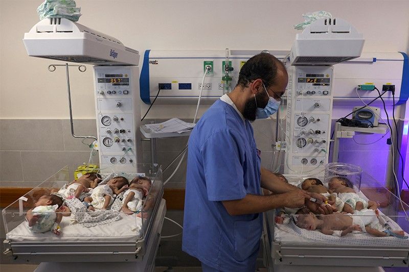 Medics evacuate 31 premature babies from Gaza hospital
