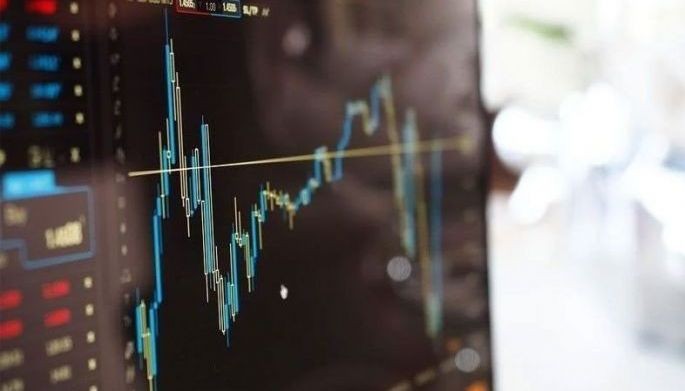 Stocks slip on lack of positive catalysts