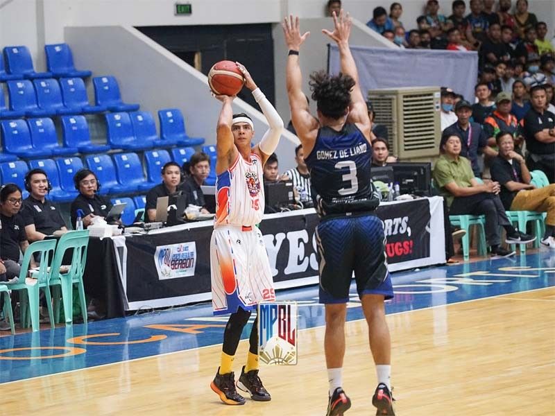 Multi-titled Arwind Santos seeks to add MPBL championship to collection