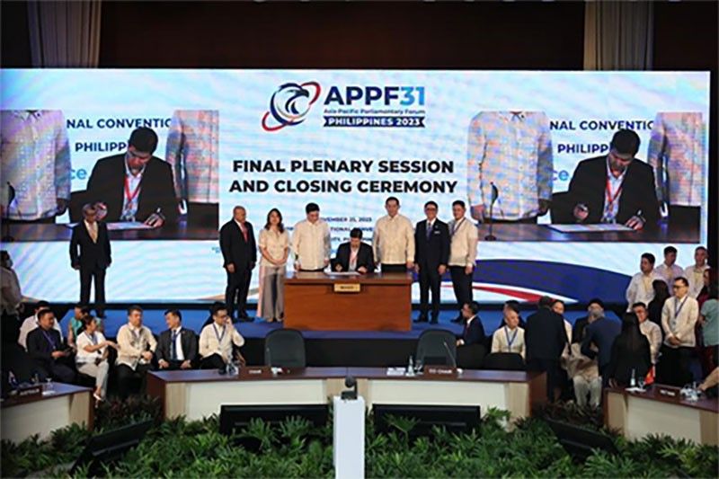AsPac signs communique on freedom of navigation