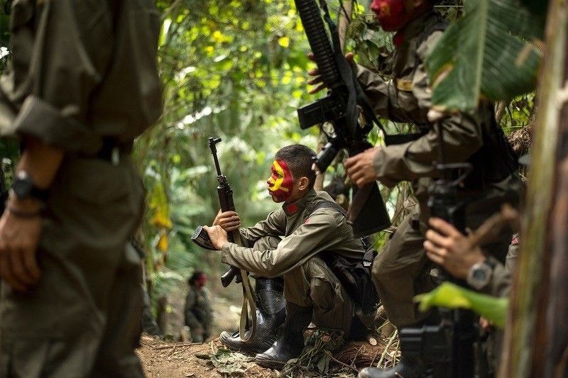 5 rebels surrender in Mindanao