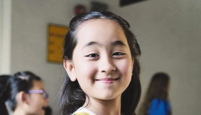 Scarlet, rumampang&nbsp;dalagang Pilipina