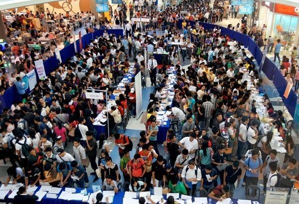 Maaga pa para magdiwang sa 95.8% employment rate â�� mambabatas