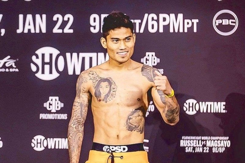 Mark Magsayo makes junior lightweight debut against Isaac Avelar