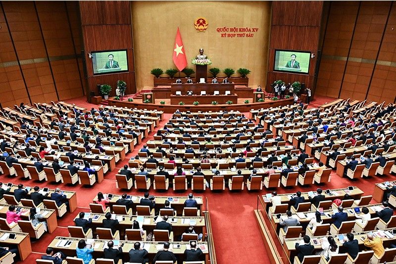 Vietnam arrests deputy trade minister over graft allegations