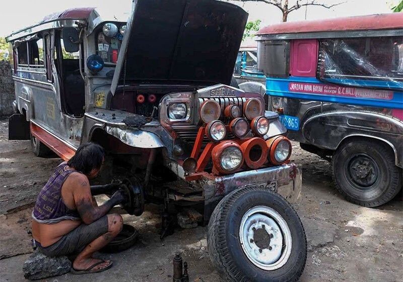 Unconsolidated PUVs, pwede pang bumiyahe hanggang January 31, 2024 ...