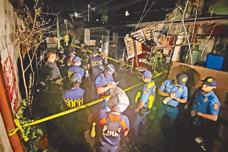 3 die in Manila blaze