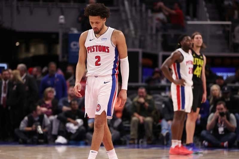 Pistons snap 28-game skid, end year with a bang