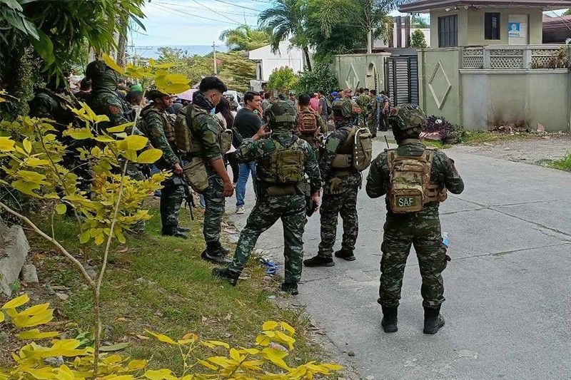 10 arrested after shootout amid Moro clan peace dialogue