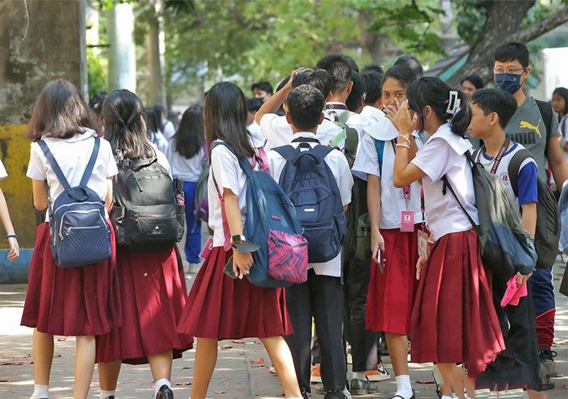 DepEd: May sapat na public schools sa 17,700 displaced SHS learners