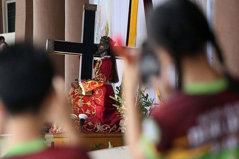 Marcos nakiisa sa Pista ng Itim na Nazareno