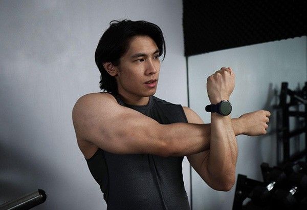Banker: No regrets of quitting job to become fitness YouTuber