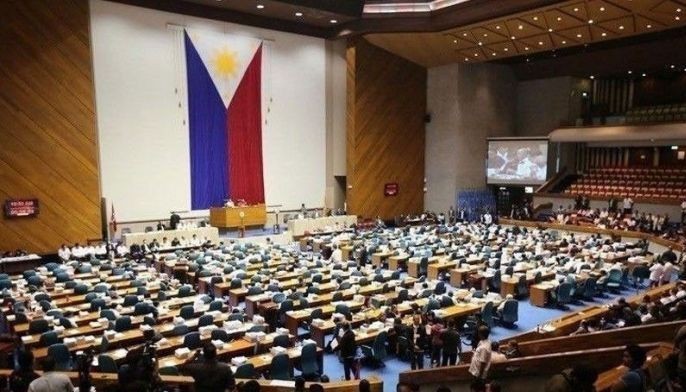 Pagtanggap sa trabaho sa mga retiradong uniformed personnel, isinulong sa Kamara