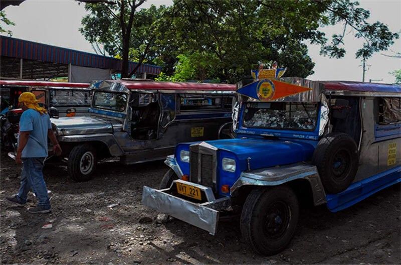 DOTr: Unconsolidated jeepneys â��kolorumâ�� na simula Pebrero 1