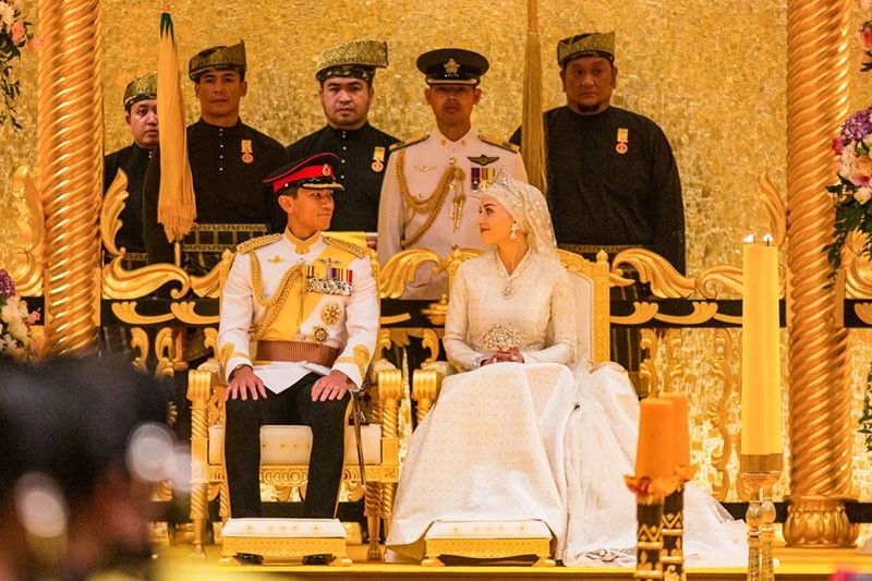 Leaders and blue bloods descend on Brunei for royal wedding climax