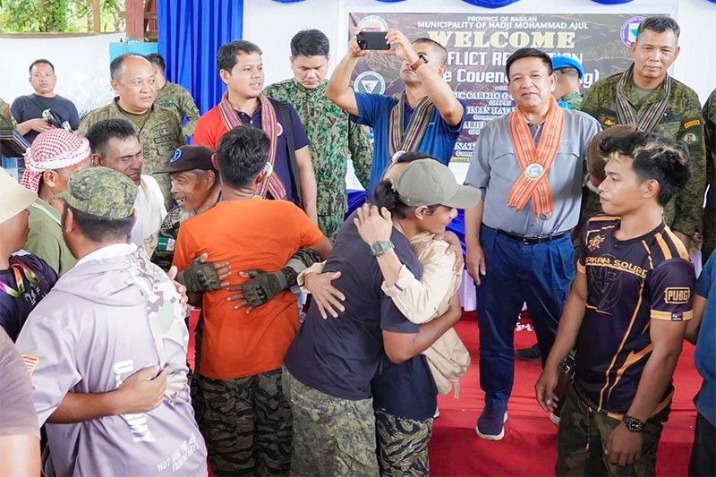 Basilanâ��s bloody MILF vs. MILF 'rido' settled amicably