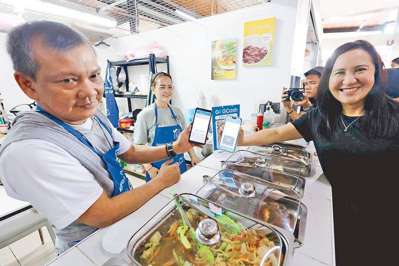 Paleng-QR Philippines launched in Quezon City public market