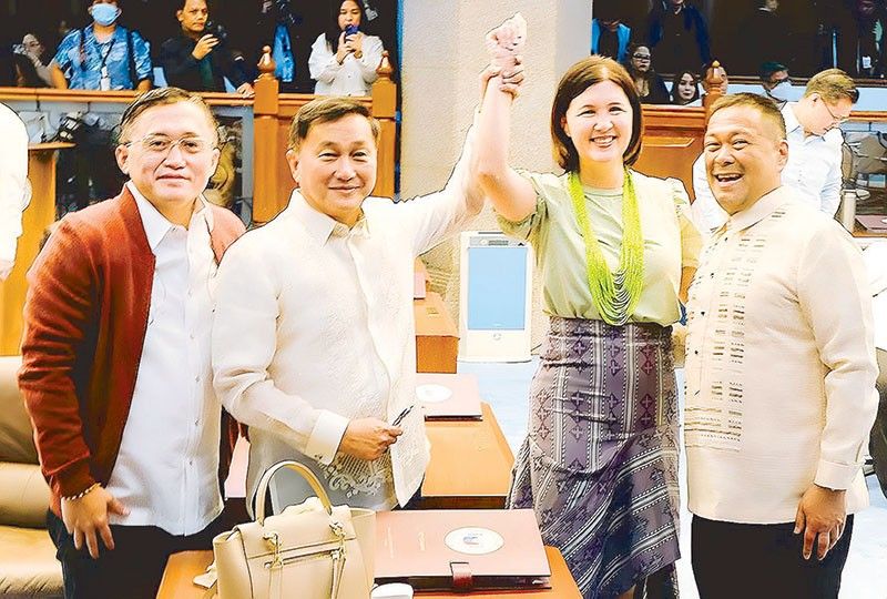 Pia becomes 1st woman to head Senate Blue Ribbon