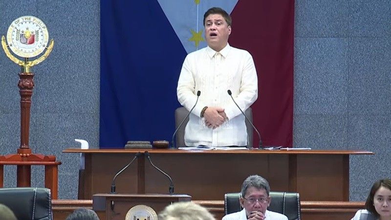 24 senador pinalagan 'People's Initiative' para sa Charter change