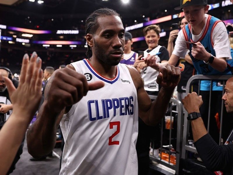 Clippers best LeBron-less Lakers in 'Battle of LA'Â 