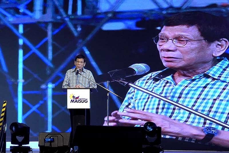 Duterte says Marcos risks same fate as dictator father amid charter change push