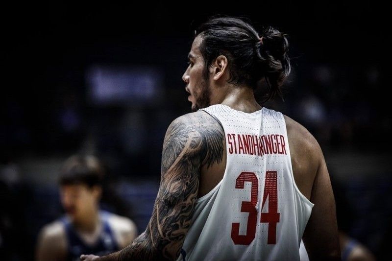 Standhardinger, Perez neck and neck in BPC race