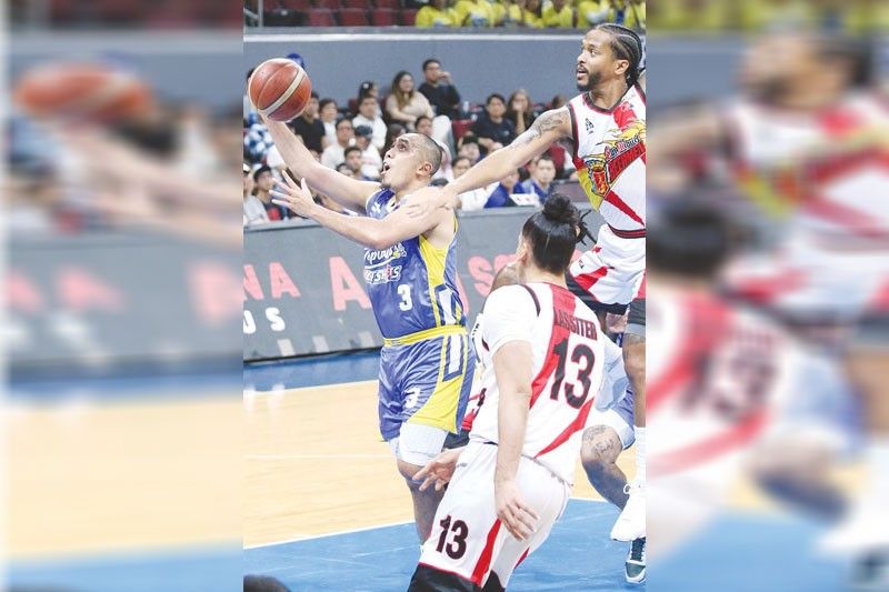 Beermen itinagay ang 2-0 bentahe