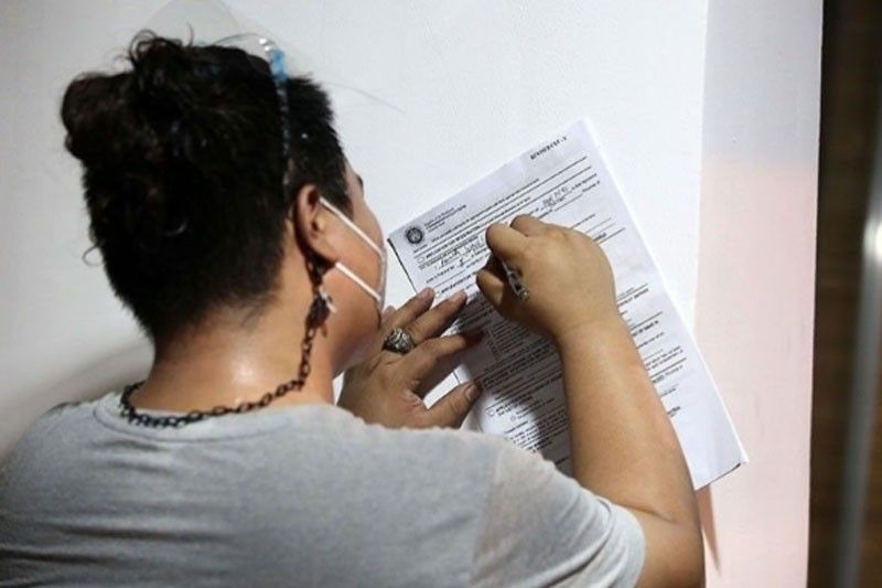 Comelec eyes issuing voterâ��s IDs anew