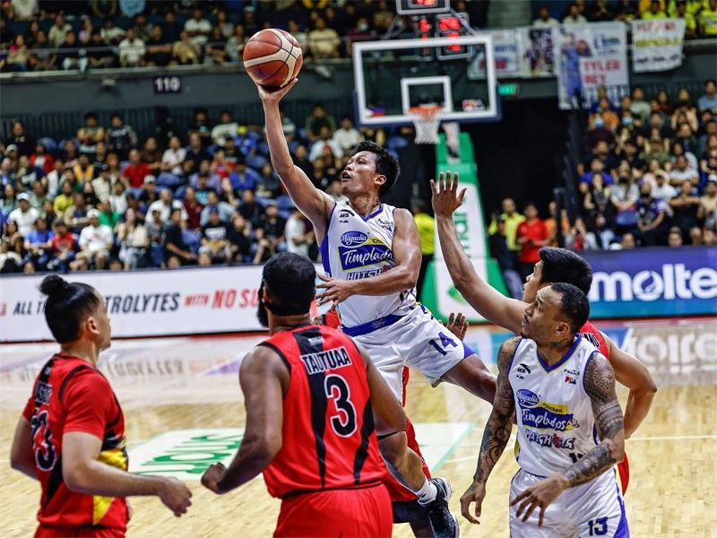 Hotshots spring back to life, thwart Beermen in Game 3