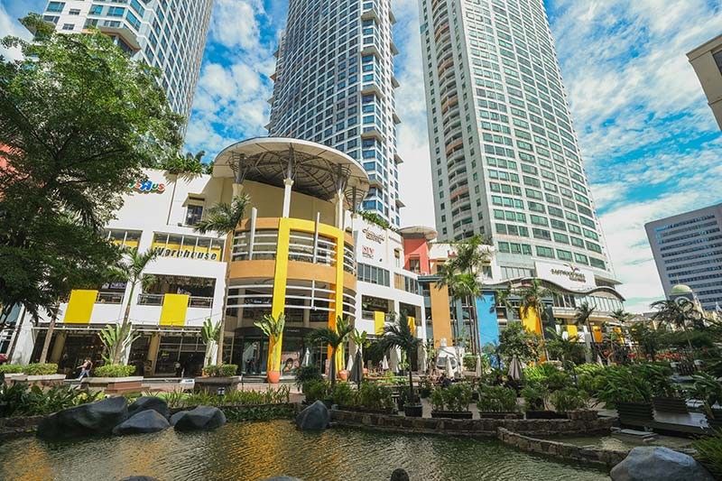 Dine and play at your leisure this Valentineâ��s at Eastwood City
