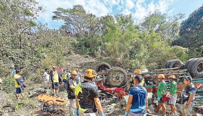 15 dead as truck falls off cliff in Negros Oriental