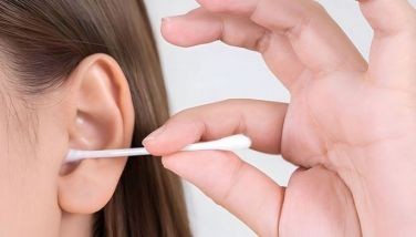 4 safe ways to clean your ears