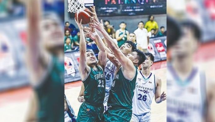 Tiongson bumomba ng 30 pts sa panalo ng Dyip