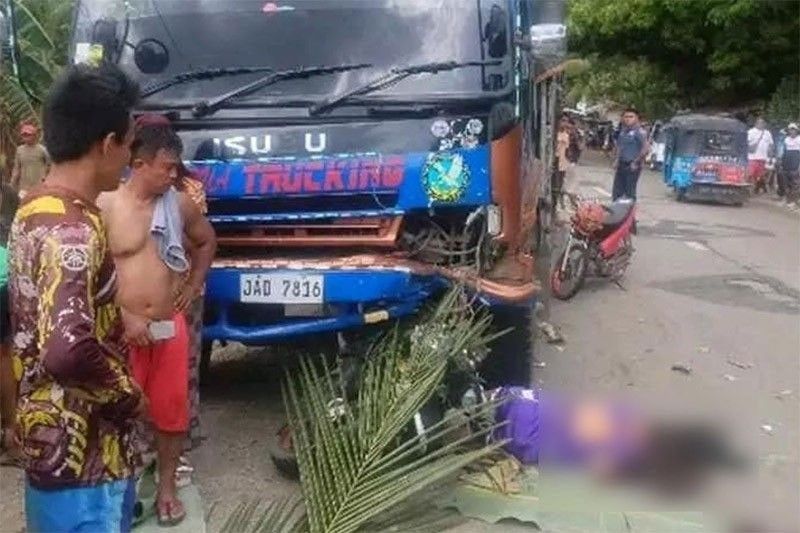 Motorbike collides with truck; 2 teens dead