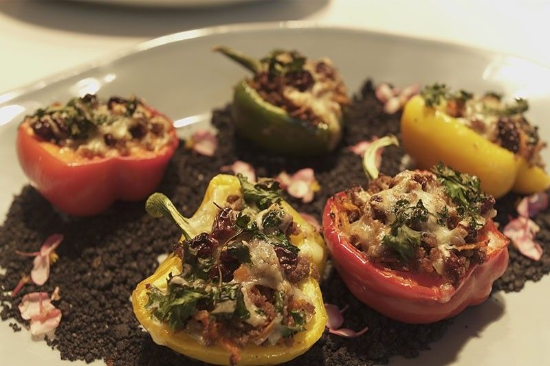 Recipe: Beef and Raisin Stuffed Bell Peppers