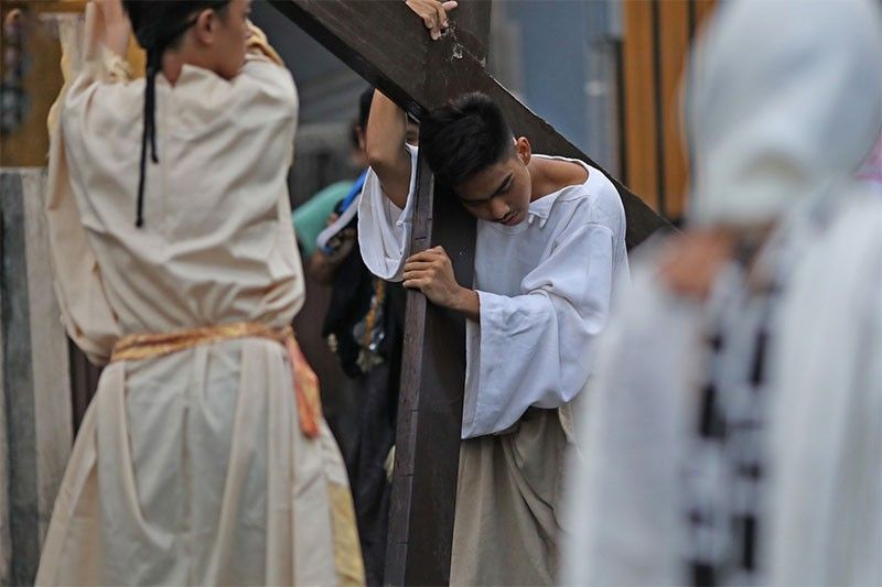 â��Perform acts of love during Holy Weekâ��