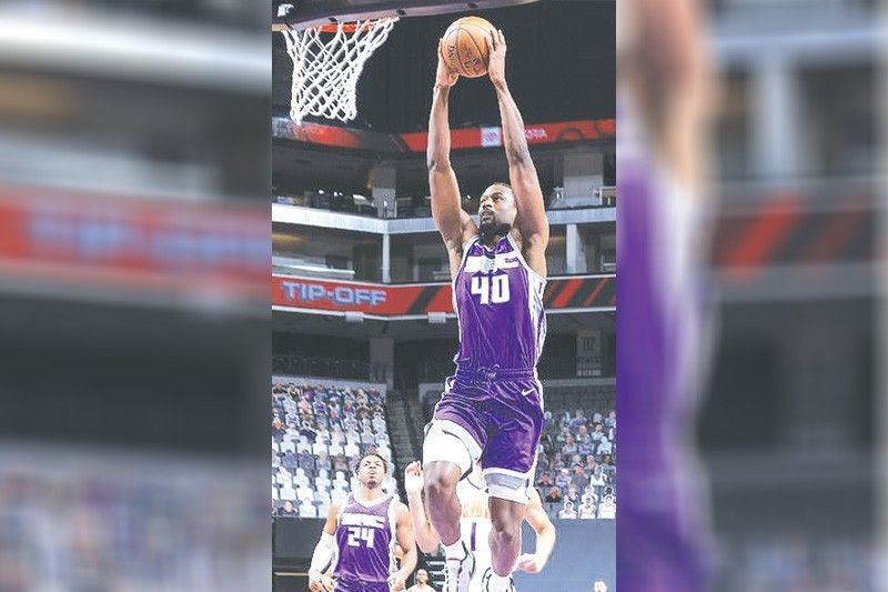 Kings take down Lakers