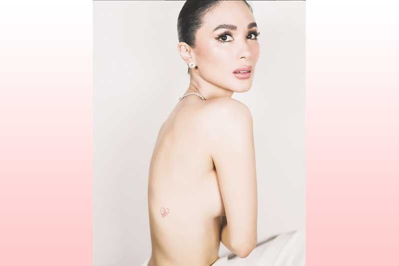 Heart Nagpictorial Na Naked Pang Masa