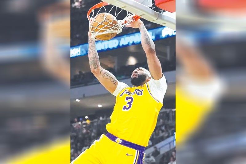 Lakers lusot sa Bucks sa double overtime