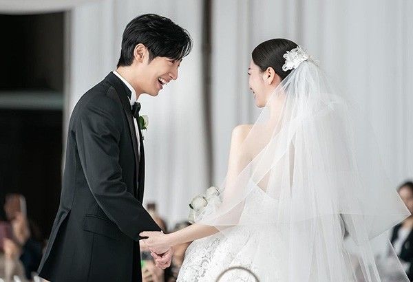 Korean star Lee Sang Yeob marries non-showbiz girlfriend