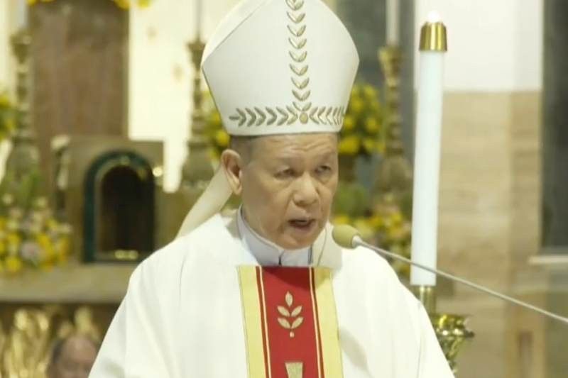 Manila Archbishop: Washing of feet maintains faithfulâ��s connection to Jesus