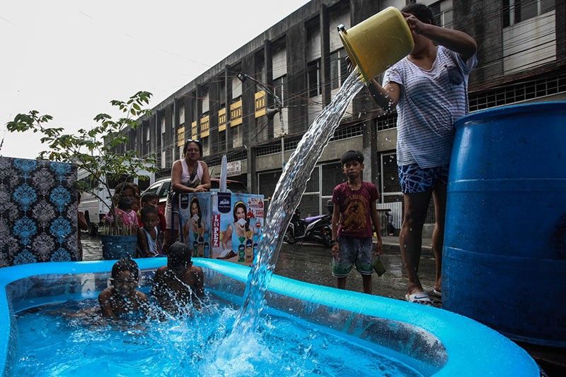Summer forever: Inflatable pools for home swimming bonding